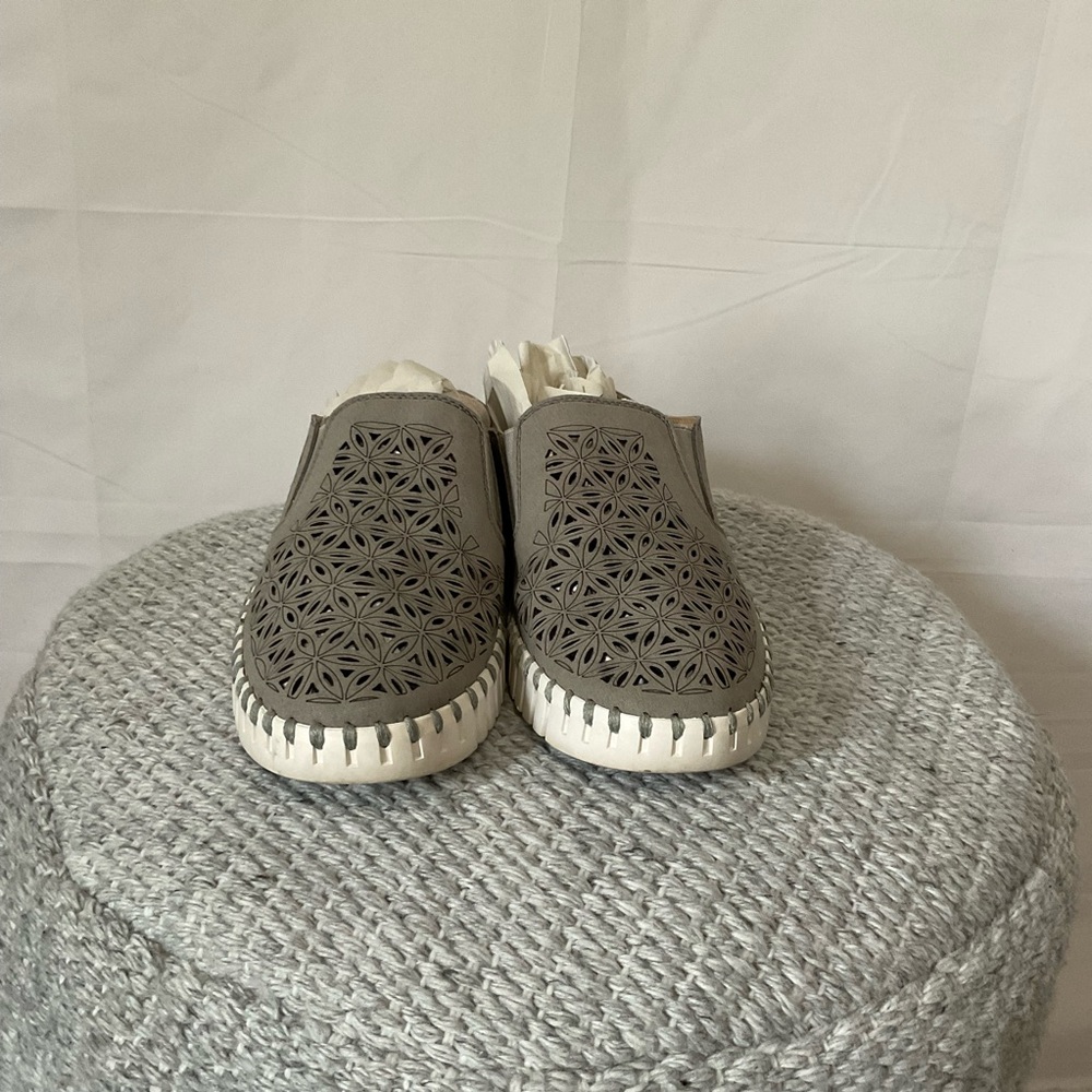 Ilse Jacobsen Hornbaek gray slip on mule Size 41 US 11